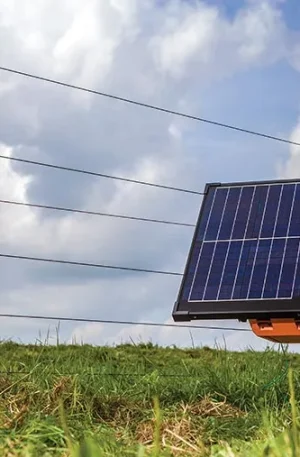 SOLAR BACK UP FOR ELECTRIC FENCE 102AH Battery, 100watt Solar Panel, 10amp Regulator, Frame